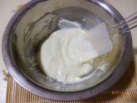 酸奶蛋白糖的做法步骤4