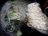 麻辣鸡汤米线的做法步骤7