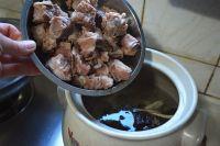 杜仲巴戟排骨汤的做法步骤7