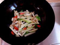 翠皮盐爆海螺片的做法步骤7