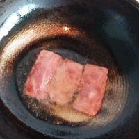 嫩南瓜培根蛋卷饼的做法步骤3