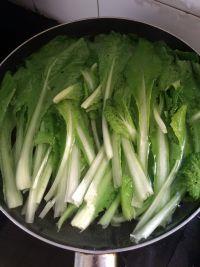 家常凉拌小白菜的做法步骤2