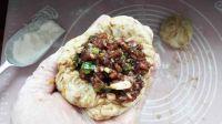 油酥麻酱肉烧饼的做法步骤5