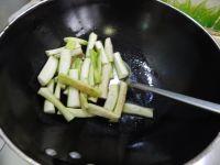 丝瓜烧油豆腐的做法步骤4