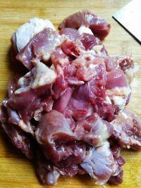 红烧鸭腿炖土豆的做法步骤2