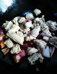 红烧鸭腿炖土豆的做法步骤11