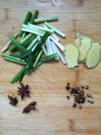 水煮毛豆的做法步骤2