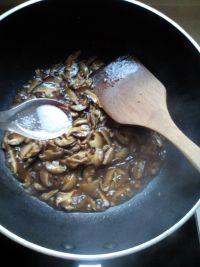 油焖香菇盖饭的做法步骤10