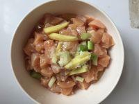 烤箱版鸡米花的做法步骤2