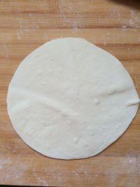 猪肉芸豆发面馅饼的做法步骤7