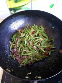 梅豆丝炒牛肉的做法步骤9