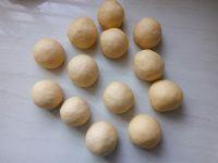 豆沙早餐包的做法步骤7