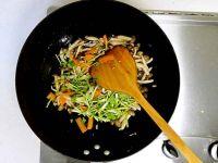 素炒蟹味菇的做法步骤8