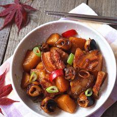 五花肉烧墨鱼