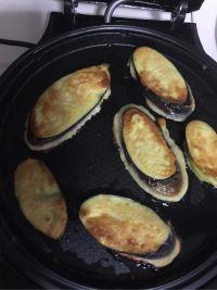 茄饼的做法步骤8