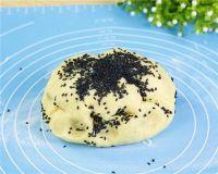 咸香黑芝麻松饼的做法步骤8