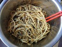 橄榄菜意面的做法步骤4