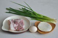 焦香猪肉锅贴的做法步骤1