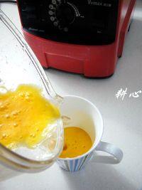 鲜榨荔枝芒果汁的做法步骤7