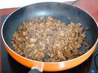 芋茎干炒腊肉的做法步骤5