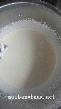 双色慕斯流心蛋糕的做法步骤9