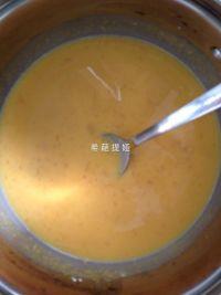 南瓜牛奶小方的做法步骤3