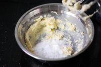 奶香黄油曲奇的做法步骤2
