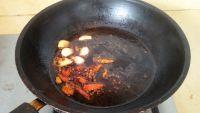 卤香蛋鸡鸭脚杂锅的做法步骤3