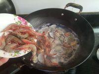 盐水花蛤金钩虾的做法步骤7