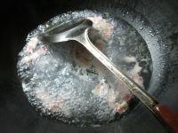 咸肉丝瓜煮粉丝的做法步骤3