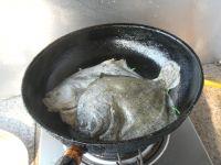 葱烧多宝鱼的做法步骤5