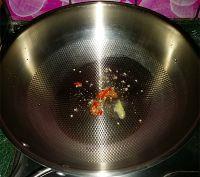 河虾米炒韭菜的做法步骤3