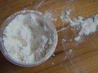 椰蓉奶香提子包的做法步骤2