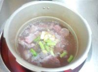 羊肉春笋菌菇汤的做法步骤6