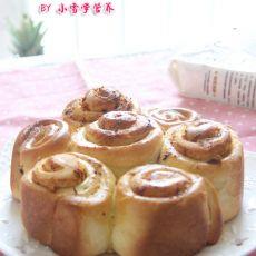 肉松花朵面包