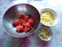 番茄鸡蛋虾皮蒸饺的做法步骤3