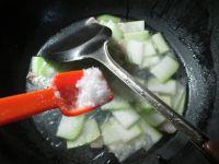 咸肉长瓜煮粉丝的做法步骤6