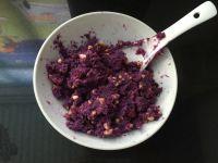 紫薯果仁麻花卷的做法步骤3