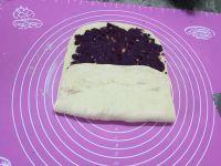 紫薯果仁麻花卷的做法步骤7